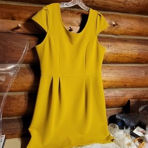"Bar 111" SzXL short sleeve mustard dress